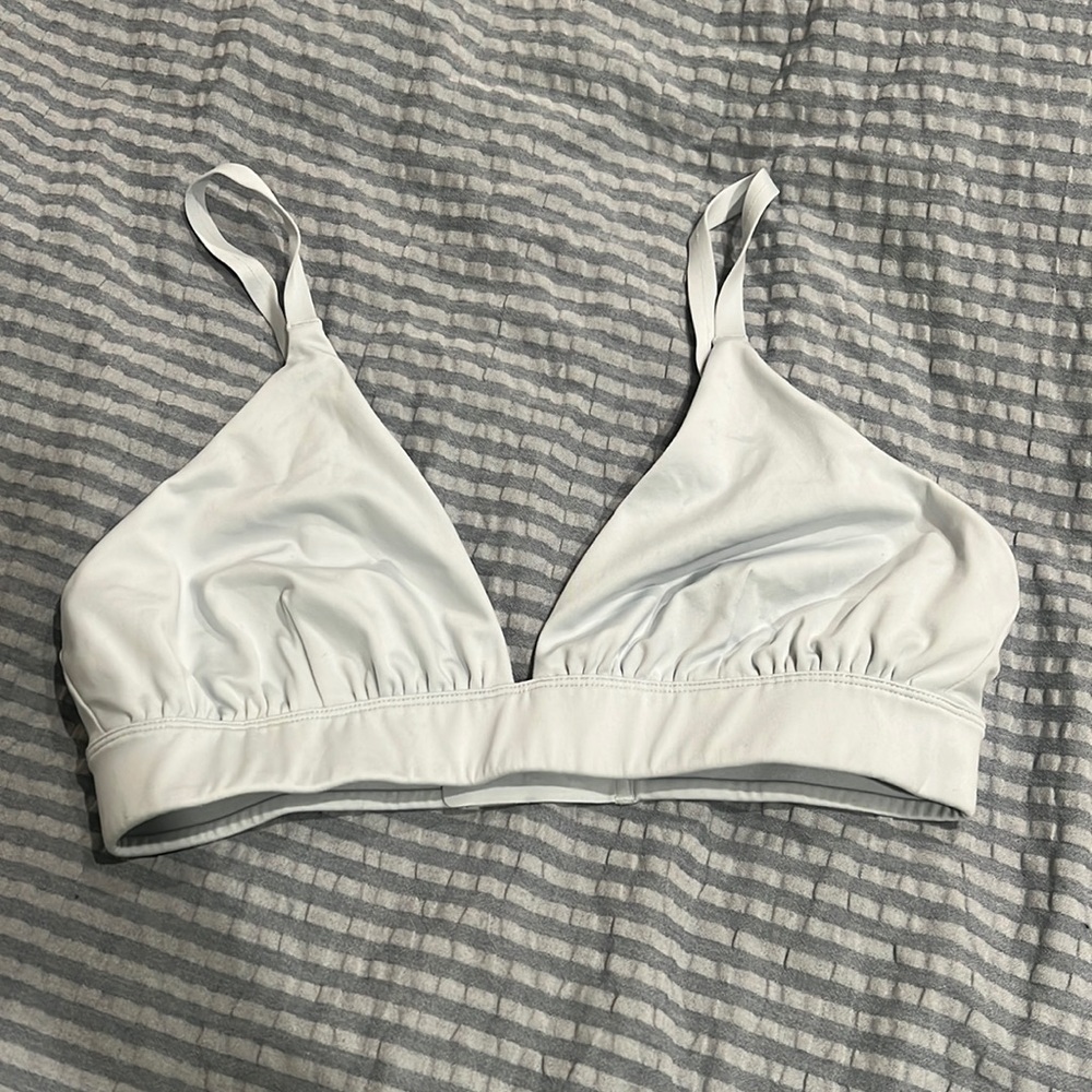 Outdoor Voices Baby Blue Adjustable Sports Triangle Bralette. BRAND NEW.